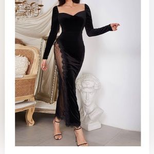 Lace Long Sleeve
Dress - Size: Large